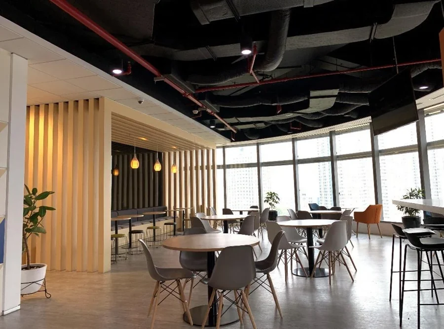 ឈើ និងពន្លឺធម្មជាតិ — Astra Property Headquarters; ហ្សាការតា ឥណ្ឌូណេស៊ី