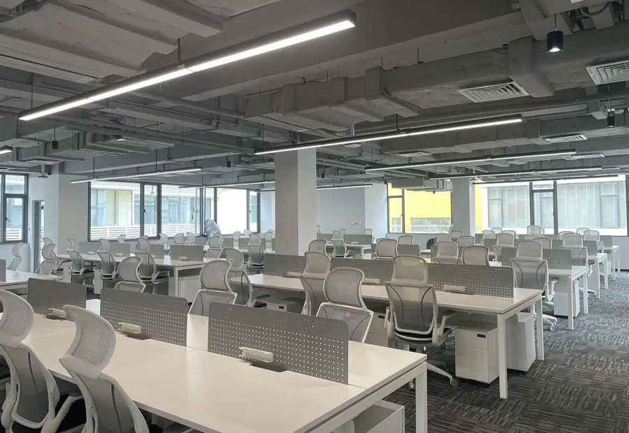 ចង្វាក់នៃកន្លែងការងារ — ByteDance Workplace; ក្វាងចូវ ចិន
